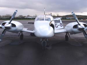 Multi Engine Piper Seneca - COPYRIGHT M.Nutt